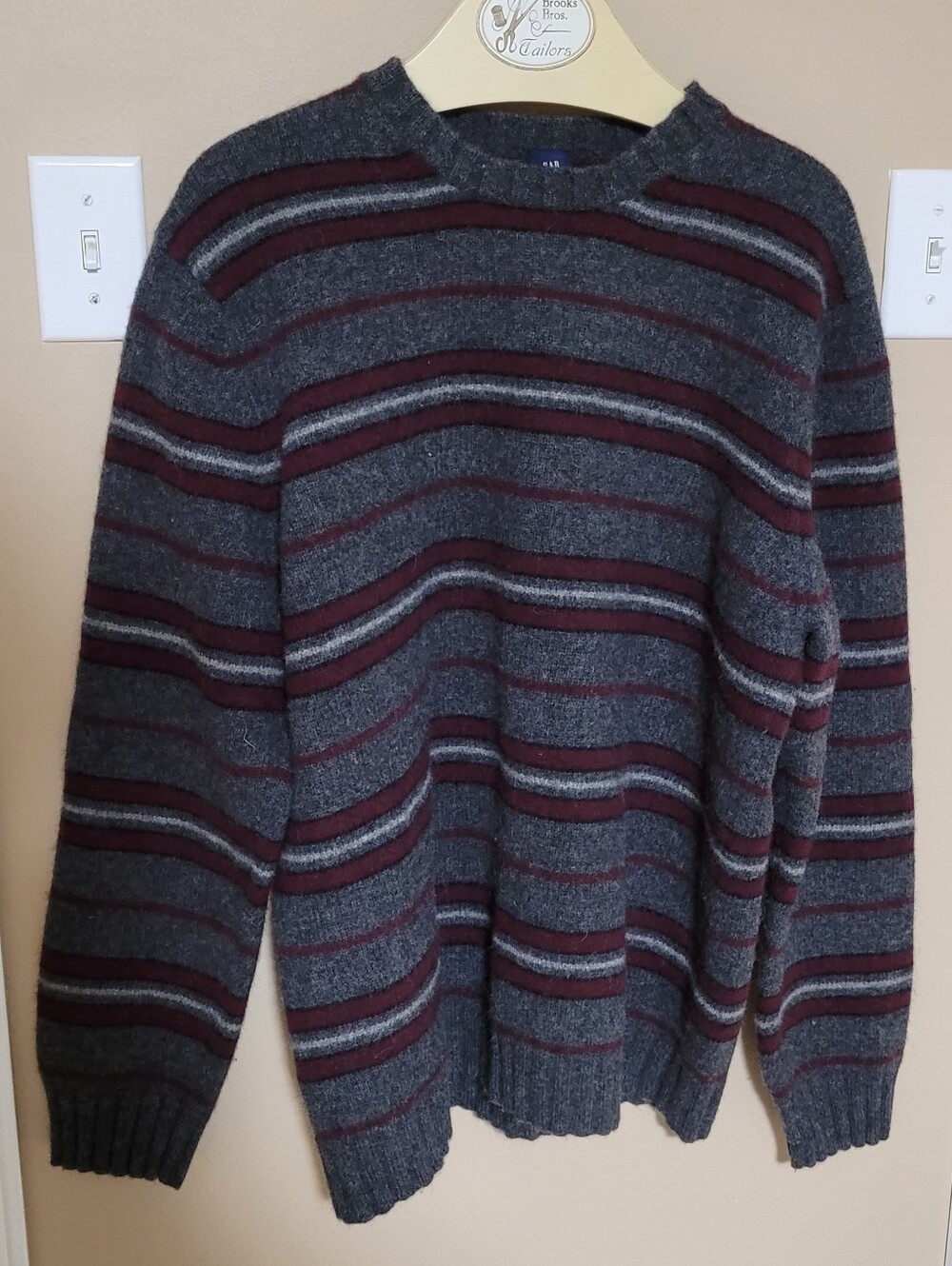 GAP Gray Crewneck Sweater with Burgundy Stripes